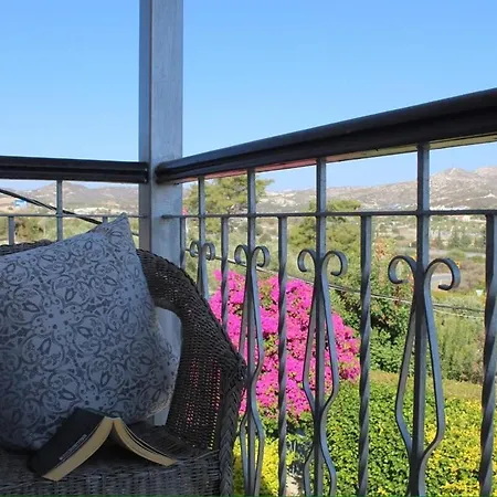A Touch Of Luxury - Ambelli - * سكارينو