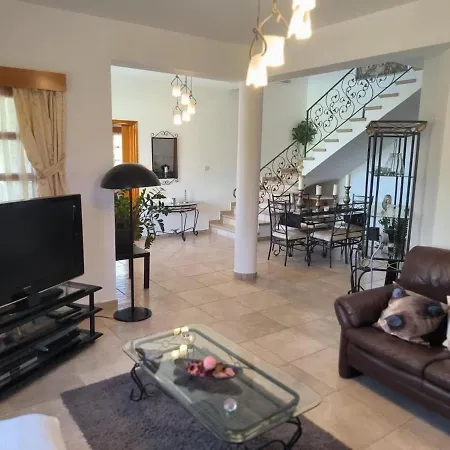 A Touch Of Luxury - Ambelli - * Skarinou