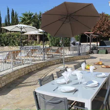 A Touch Of Luxury - Ambelli - * Skarinou